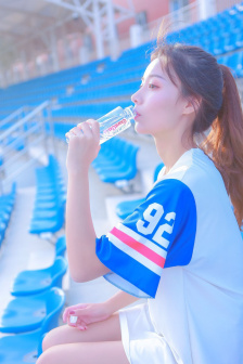 老人玩小处雌女HD另